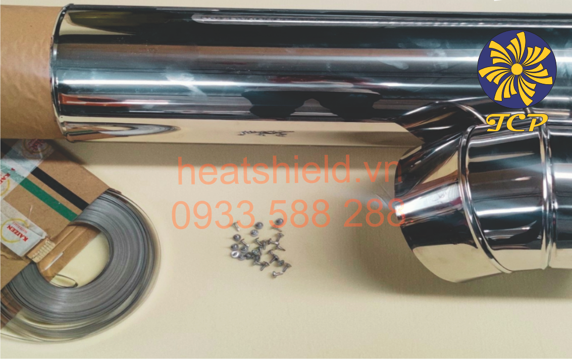 Bọc cách nhiệt là một phần quan trọng trong các hệ thống cung cấp năng lượng và các quy trình công nghiệp. Dưới đây là một số lý do quan trọng: Tiết kiệm năng lượng: Bọc cách nhiệt giúp giữ nhiệt độ nóng hoặc lạnh lại, ngăn chặn sự truyền nhiệt ra môi trường xung quanh. Điều này giúp tiết kiệm năng lượng bằng cách giảm mức độ sử dụng hệ thống làm lạnh hoặc giảm tiêu hao nhiên liệu đốt. Bảo vệ thiết bị và hệ thống: Việc bọc cách nhiệt có thể bảo vệ các thiết bị và hệ thống khỏi sự ảnh hưởng của nhiệt độ cực đoan, giảm nguy cơ hỏng hóc và kéo dài tuổi thọ của chúng. An toàn: Trong một số ứng dụng, việc bọc cách nhiệt cũng có thể giảm nguy cơ cháy nổ bằng cách giảm tiếp xúc với các bề mặt nhiệt độ cao hoặc các chất dễ cháy. Hiệu suất: Bọc cách nhiệt có thể cải thiện hiệu suất hoạt động của hệ thống bằng cách giảm mất nhiệt độ và duy trì điều kiện hoạt động ổn định. Âm thanh và rung động: Trong một số trường hợp, việc bọc cách nhiệt cũng có thể giảm tiếng ồn và rung động từ các thiết bị hoặc quy trình hoạt động bên trong. Tóm lại, việc bọc cách nhiệt không chỉ giúp tiết kiệm năng lượng mà còn cải thiện hiệu suất hoạt động và bảo vệ các thiết bị và hệ thống khỏi sự ảnh hưởng của điều kiện môi trường.